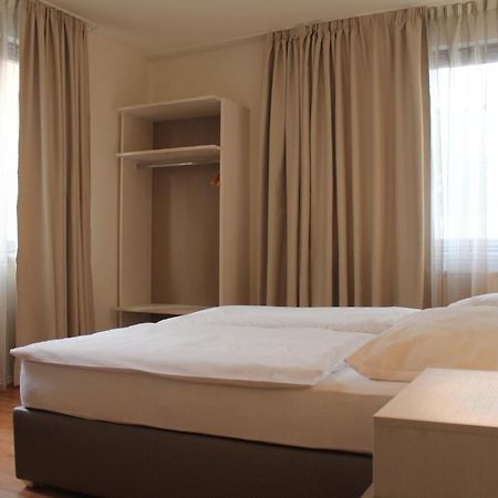 Hotel Centro Stuttgart Luaran gambar