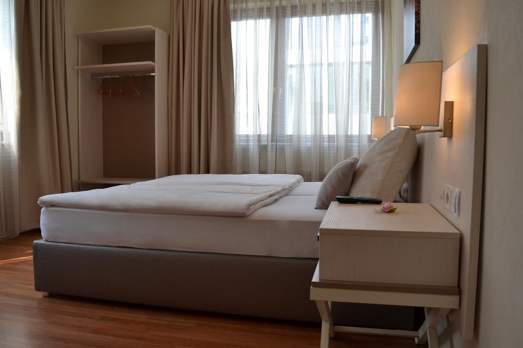 Hotel Centro Stuttgart Luaran gambar