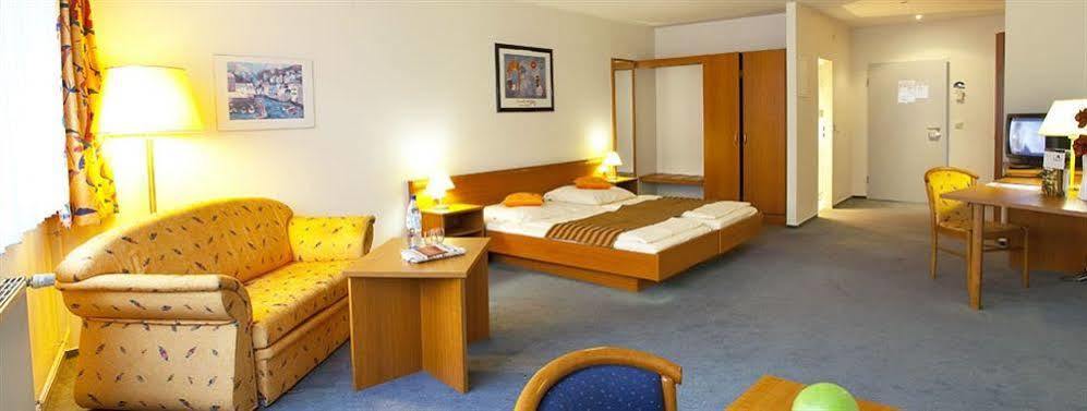 Hotel Centro Stuttgart Luaran gambar